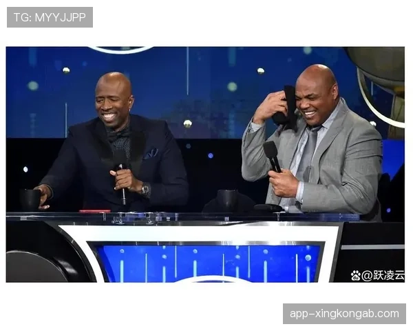 巴克利内线强攻改变对手防守布局