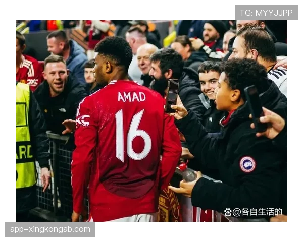 曼联防线失误频繁问题显现，对赛季稳定性形成明显制约